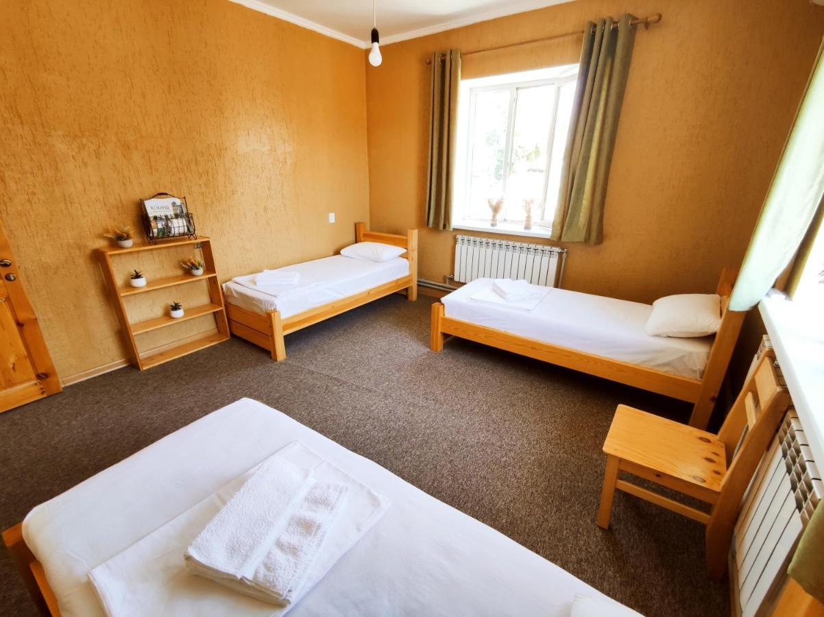 Silkroad Guesthouse Biszkek Zewnętrze zdjęcie