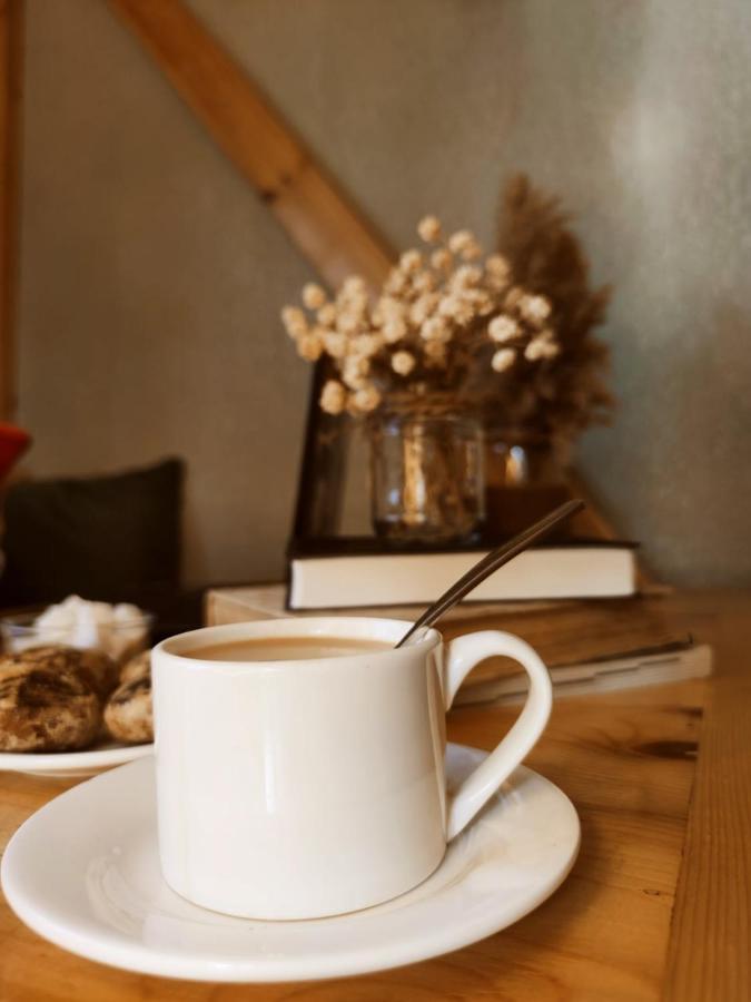 Silkroad Guesthouse Biszkek Zewnętrze zdjęcie