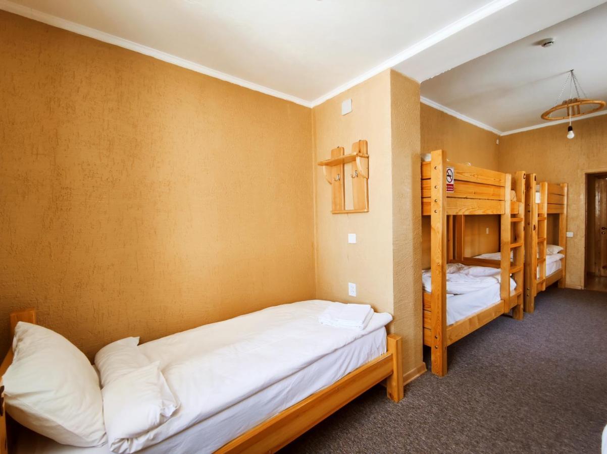 Silkroad Guesthouse Biszkek Zewnętrze zdjęcie