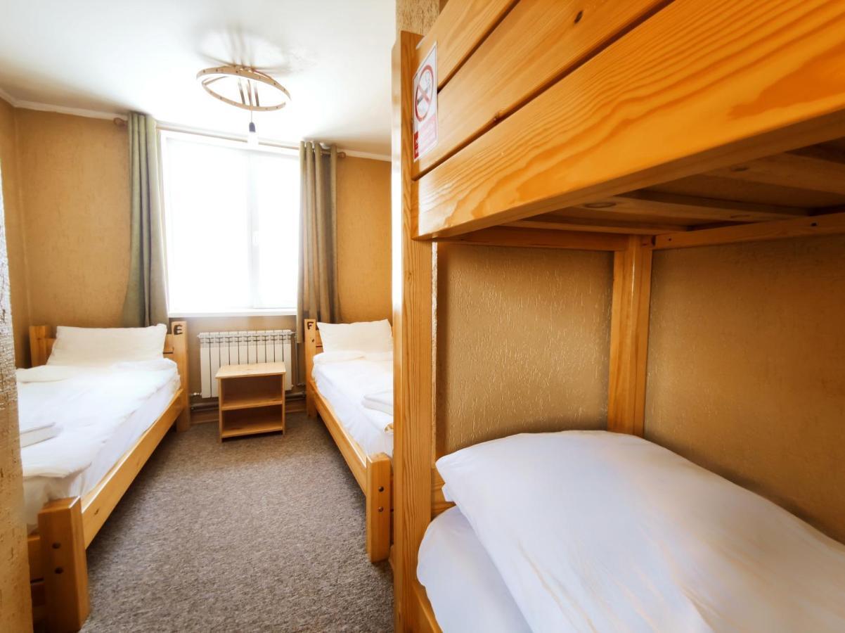 Silkroad Guesthouse Biszkek Zewnętrze zdjęcie