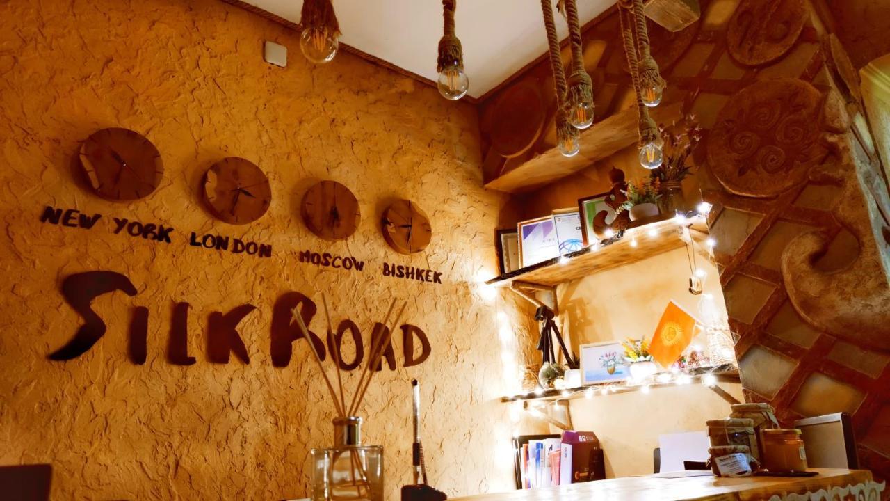 Silkroad Guesthouse Biszkek Zewnętrze zdjęcie