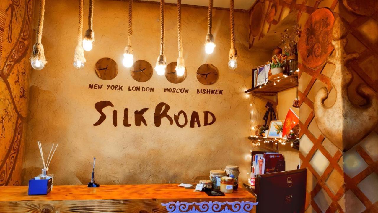 Silkroad Guesthouse Biszkek Zewnętrze zdjęcie